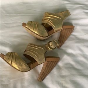 Gold, Formal Heels